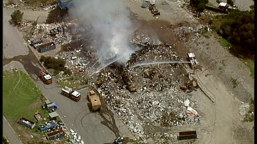 Firefighters extinguish a tip fire at Clayton South ABC News