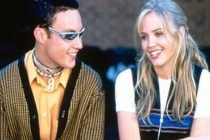 Drazic and Anita on Heartbreak High wearing various accessories