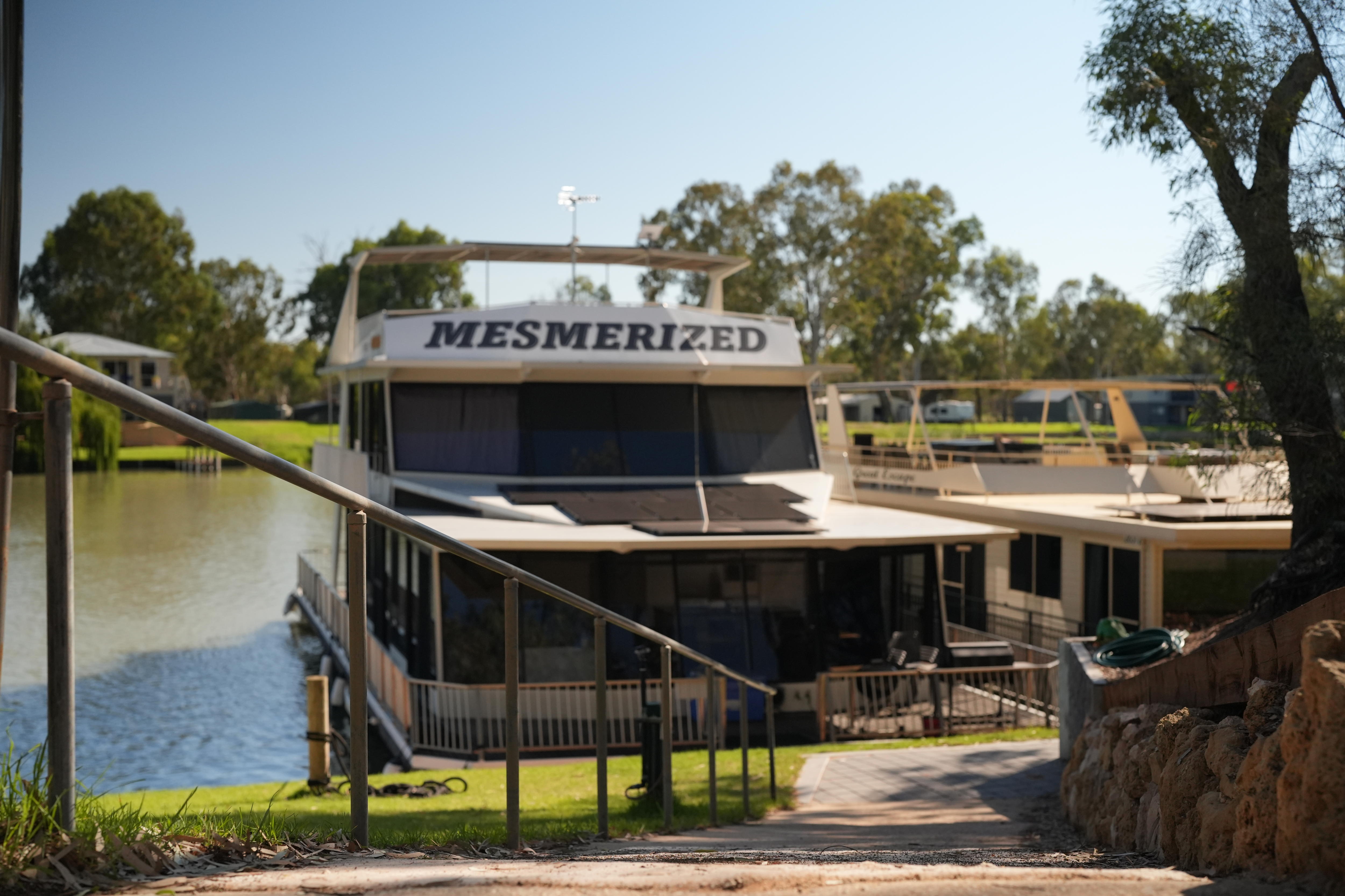 Casas flotantes en el agua