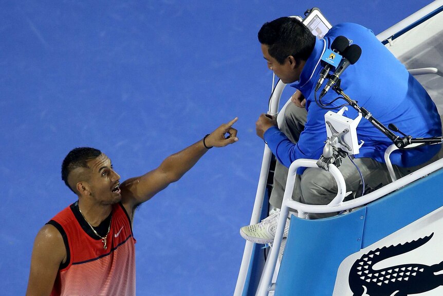 Kyrgios argues with the chair umpire