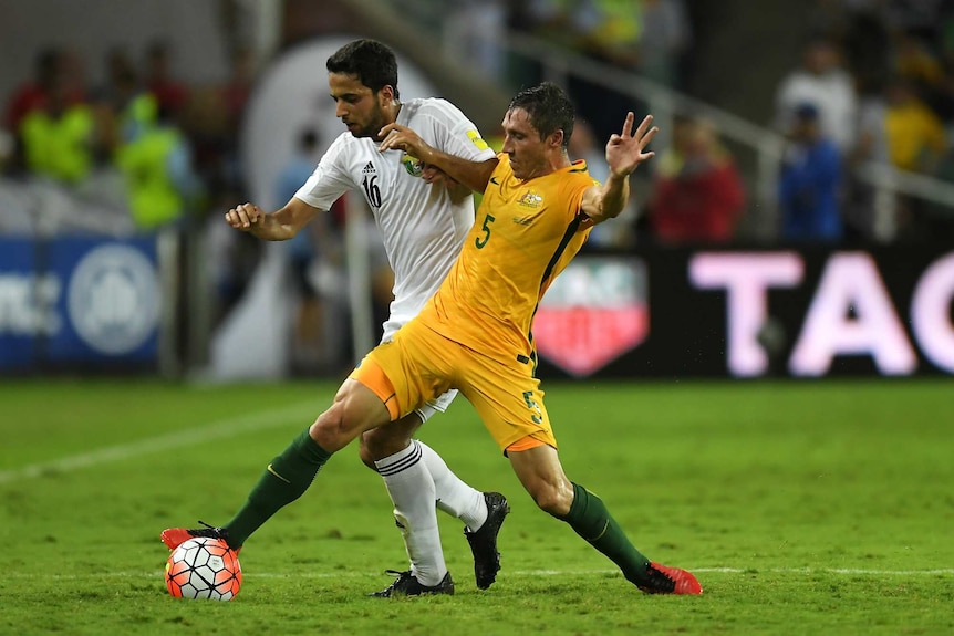 Socceroo Mark Milligan vs Jordan