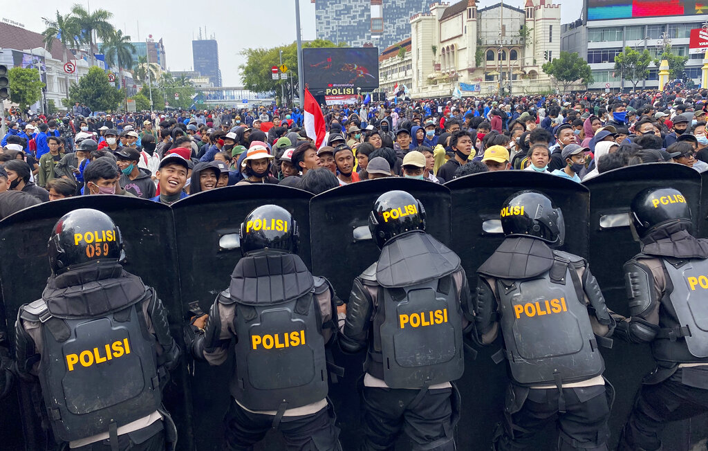 Indonesia Erupts In Protests For Third Day Over Controversial Labour ...