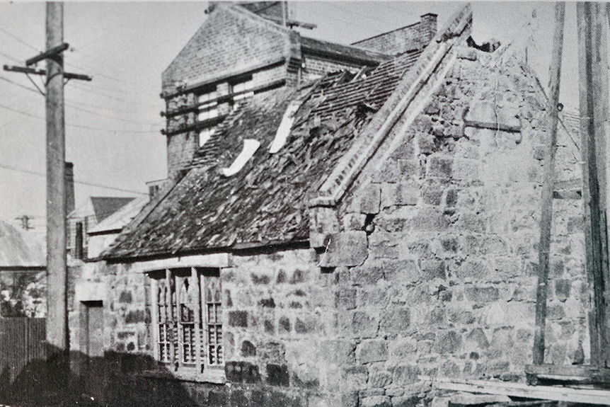 Black and white image of Ragged School in Hobart