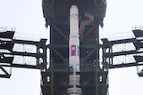 Unha-3 rocket on launch pad