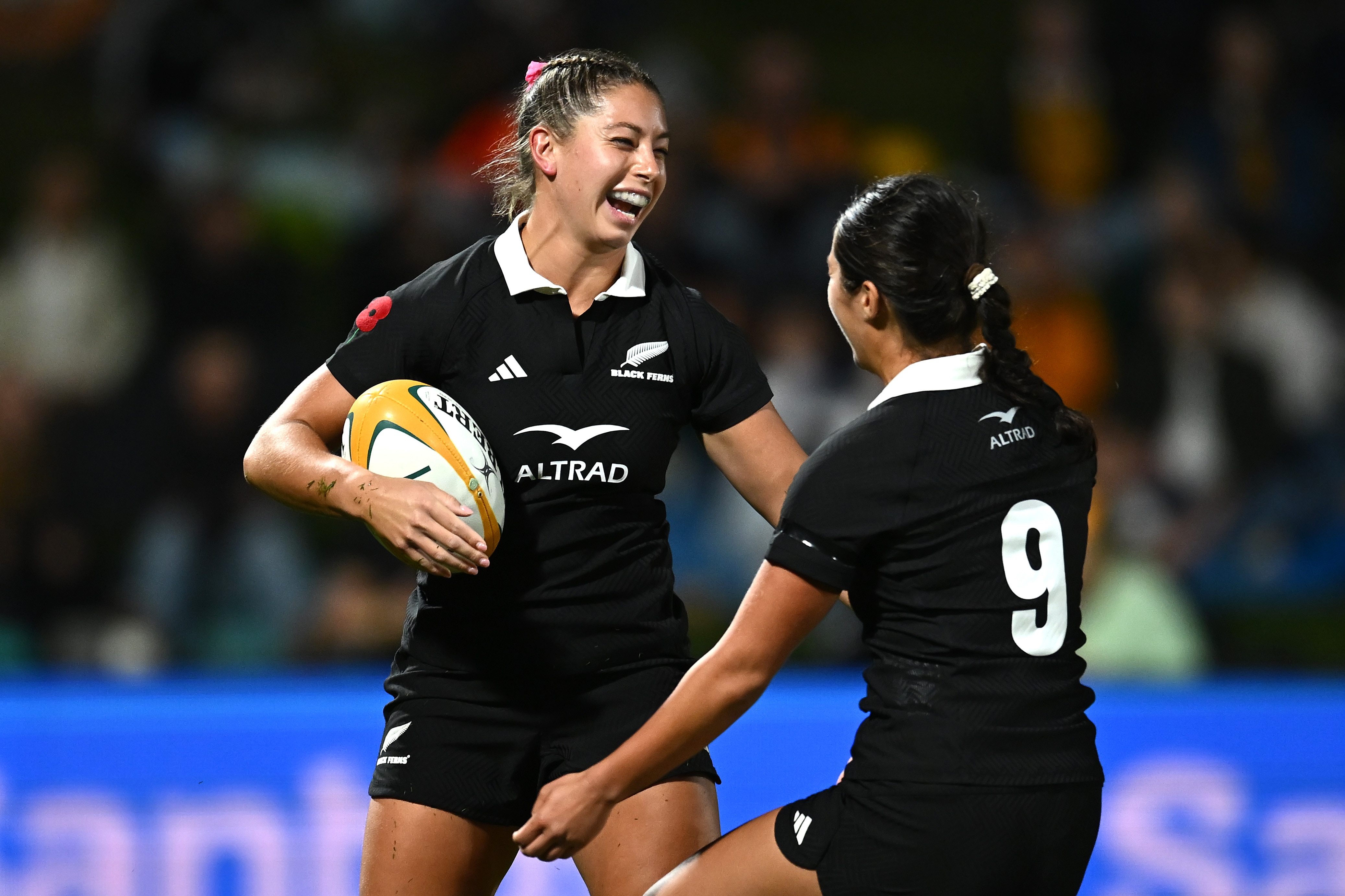 Live: Black Ferns on top but Wallaroos showing fight in Anzac Test 