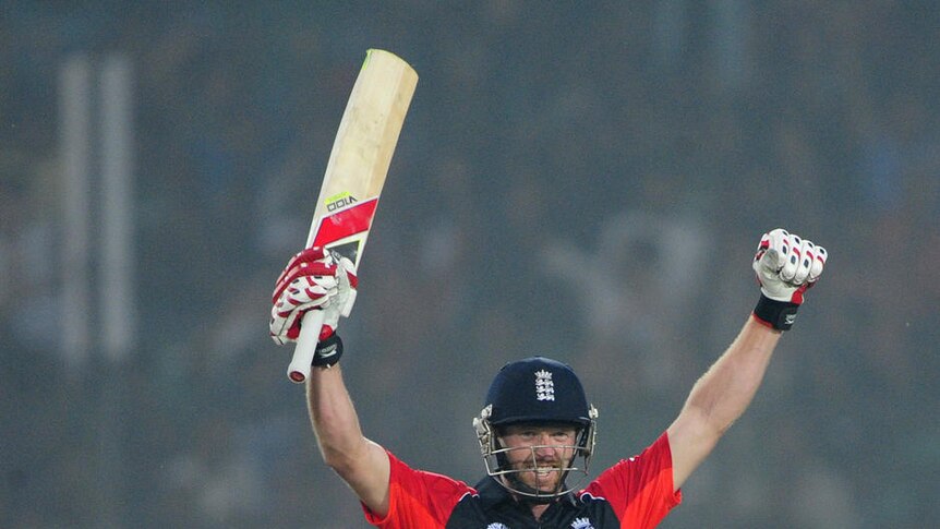 Colly-wobbles are over ... Paul Collingwood shook off a form slump with a well-crafted 66.