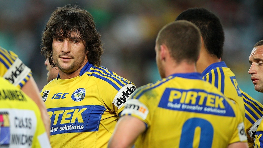 Eels without their skipper