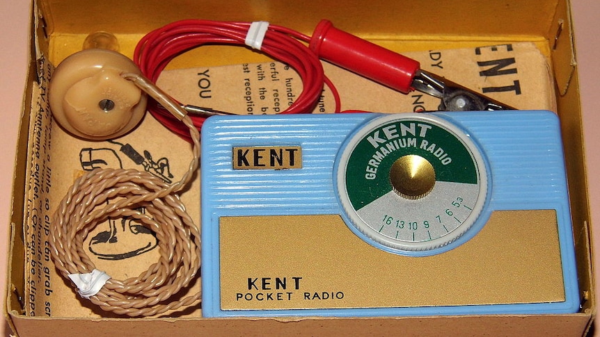 Vintage kent Germanium Crystal Radio Model MG 50 Mad in Japan circa 1950s.