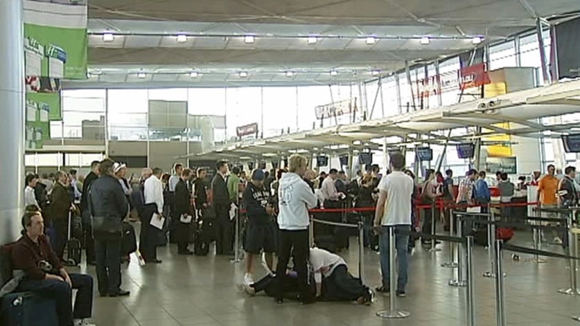 Virgin Blue passengers at Sydney Airport.