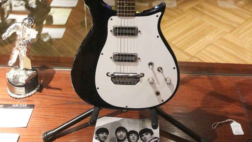 Rickenbacker 425 played by George Harrison