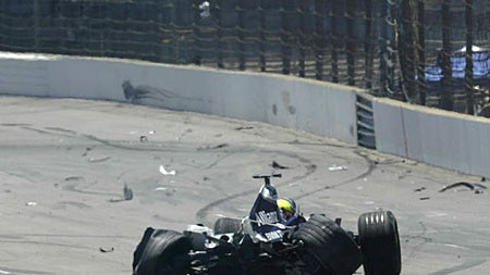 Ralf Schumacher crashes out of the US GP