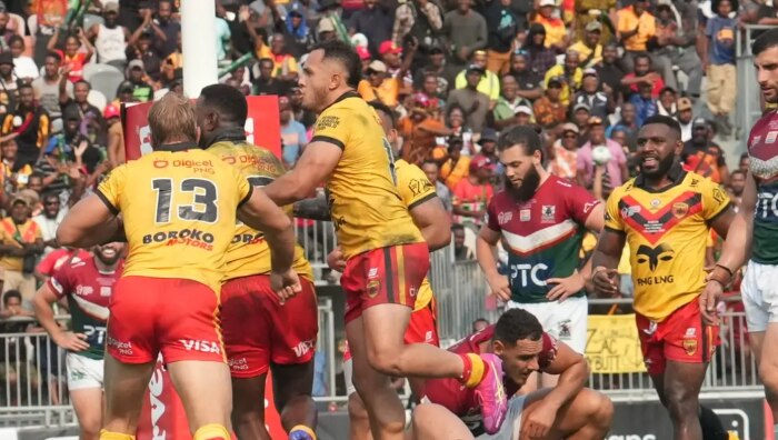 PNG Kumuls iwinim Lebanon Cedars 42-18 (RLWC)