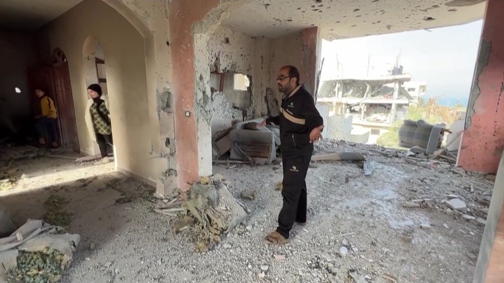 Palestinians return to devastated homes in Gaza - ABC News