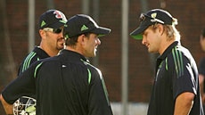 Shane Watson (r) with Ricky Ponting and team physio Alex Kountouris