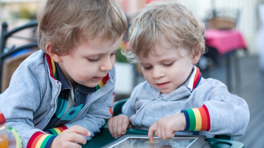 Apps that promise to help your kids learn while having fun on a tablet or smart phone are hugely popular. But are educational apps all they're cracked up to be?