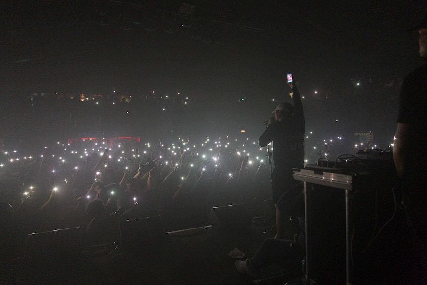 Speeny performing in Auckland