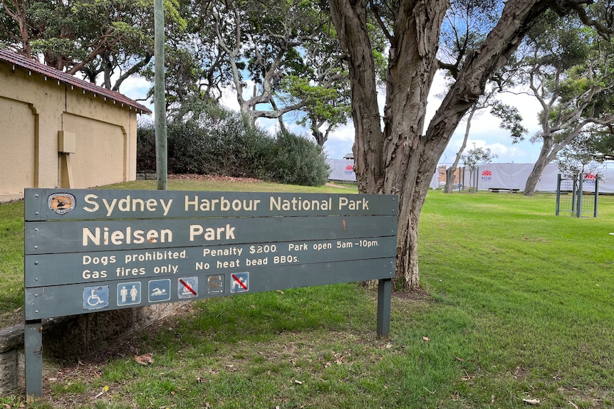 Nielsen Park signage at park entrance