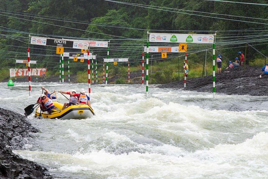 Rafting competition