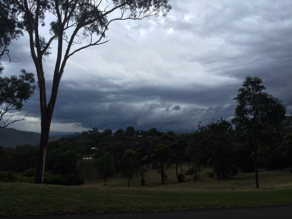 Severe thunderstorms across south-east Queensland, 150mm of rain falls ...