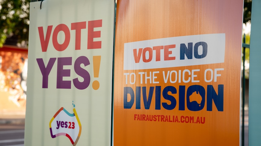 Two election placard - one for yes, one for no