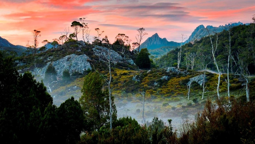 Sunrise at Cradle Mountain