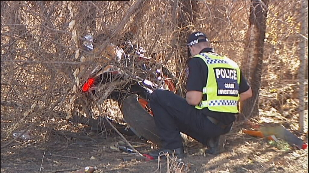 Motorcyclists die in separate crashes - ABC News