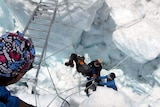 Survivor rescued from Everest avalanche