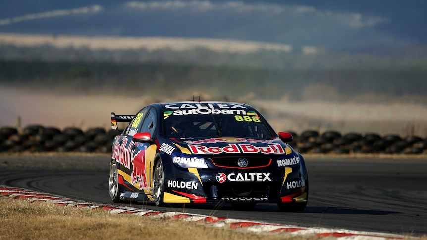 Craig Lowndes wins race 6 of V8 Supercar series