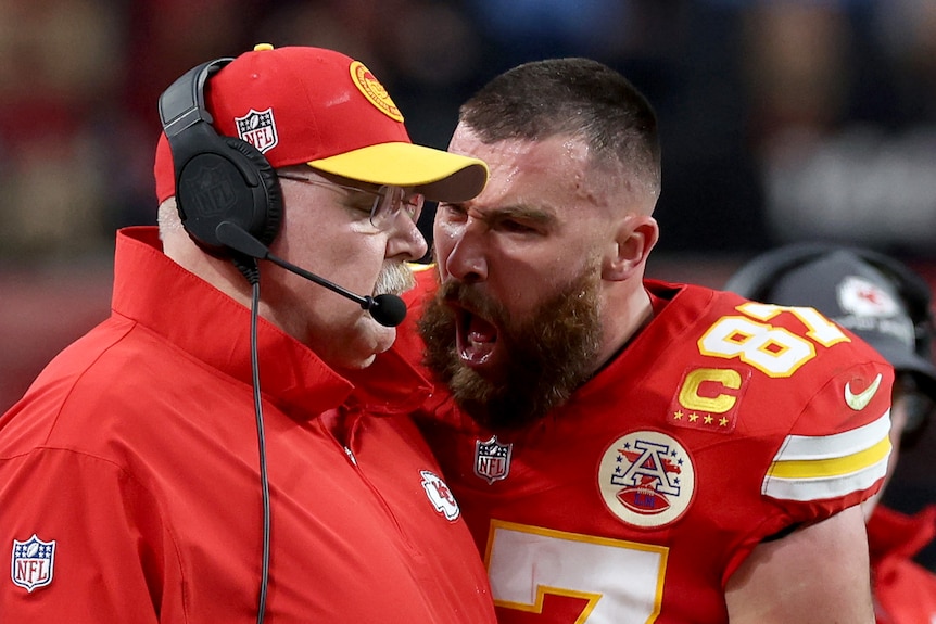 Travis Kelce screams at Andy Reid