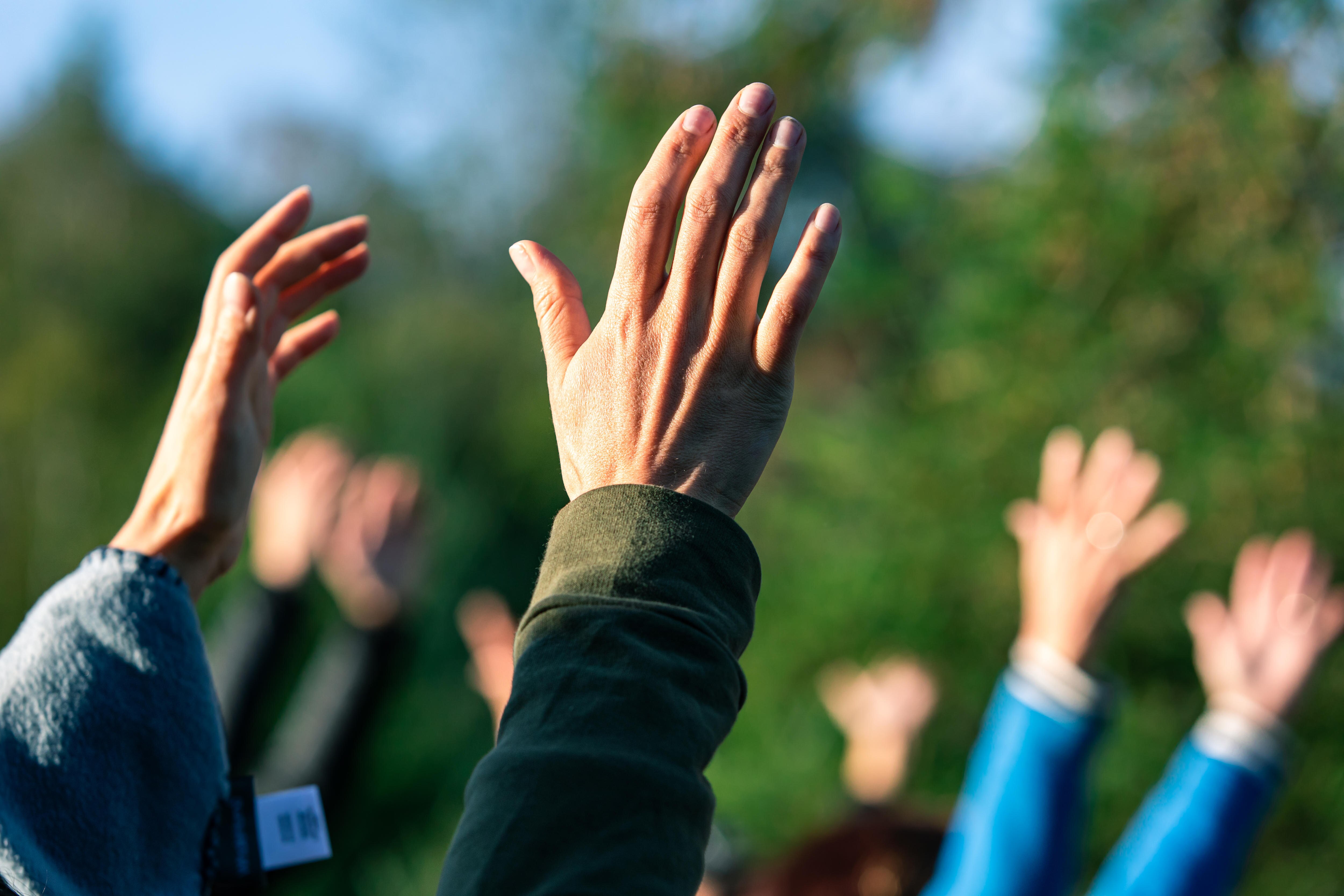 The psychological tricks that make cults so dangerous