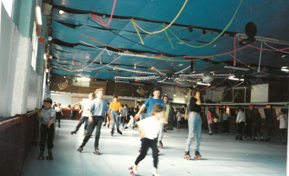 Rollerskating has become so popular in Hobart that scammers are ...