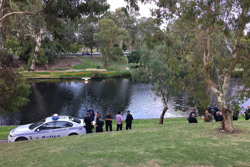 Police search for man missing in Adelaide's River Torrens.