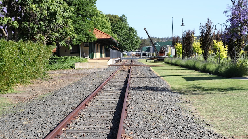 Le mineur de lithium Talison cherche à rouvrir le chemin de fer Donnybrook, longtemps désaffecté, dans le sud-ouest de l’État de Washington