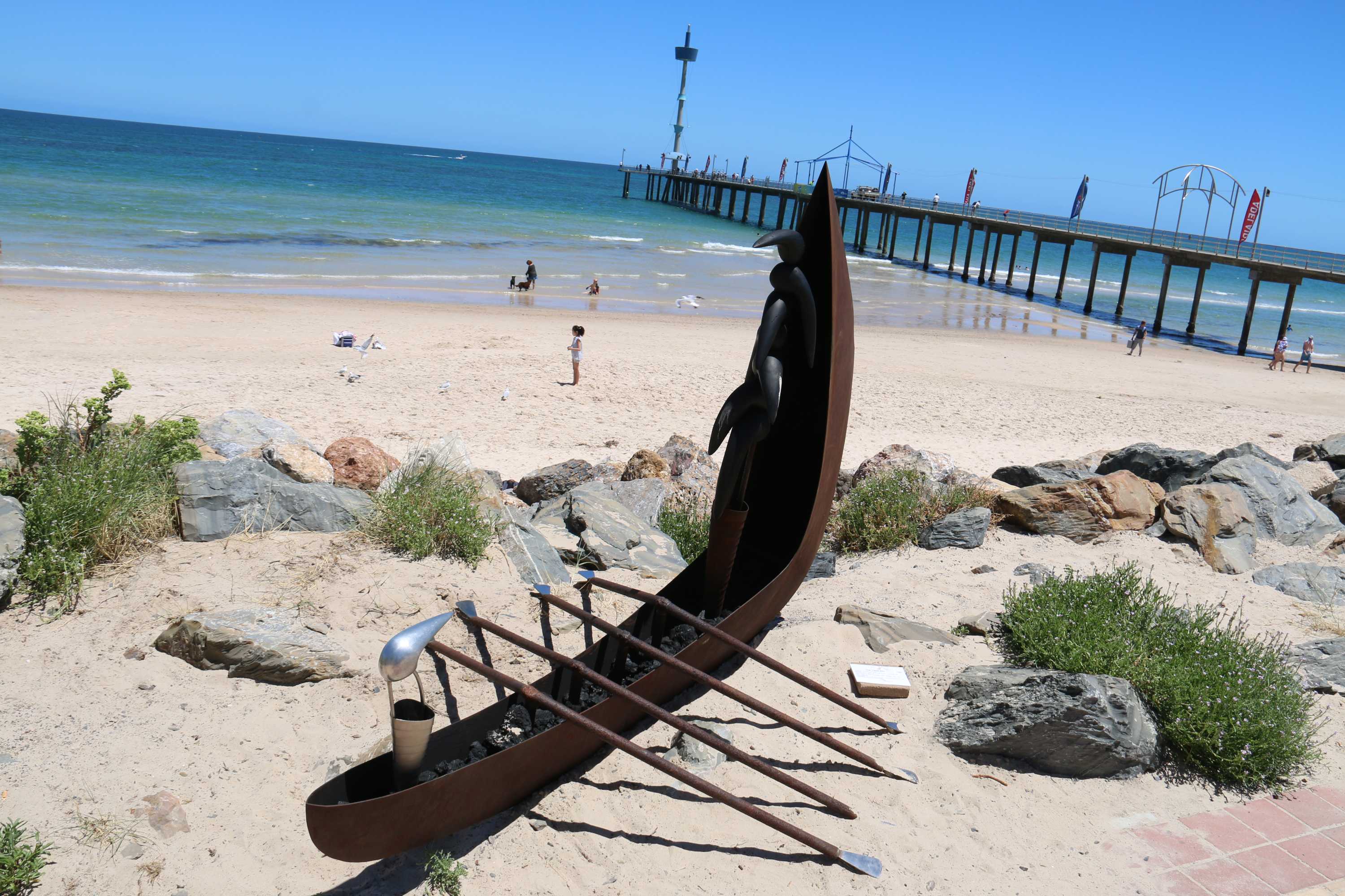Australia Day More than 160 sculptures unveiled at Adelaide's Brighton Beach ABC News