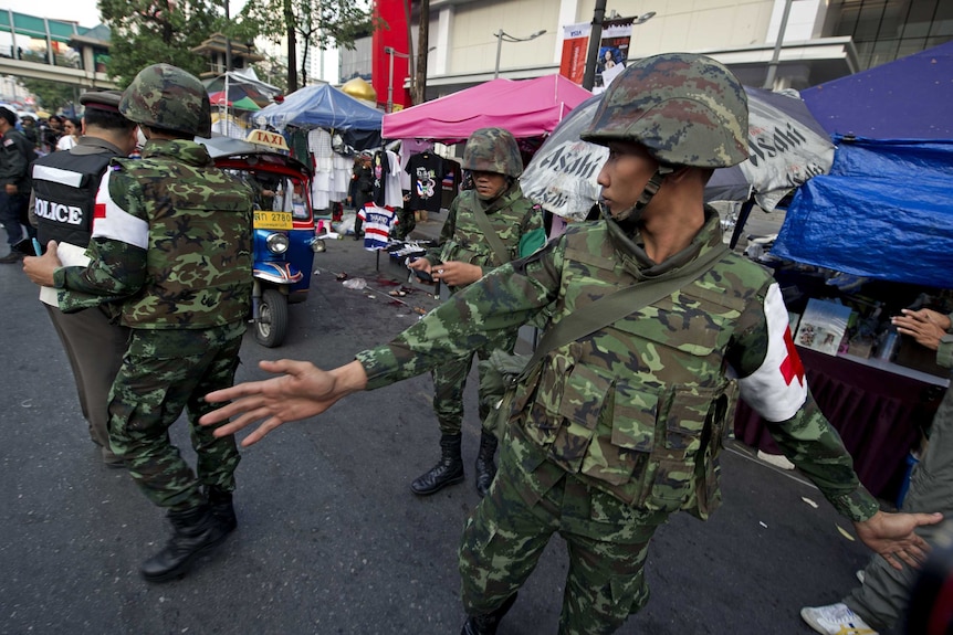 Thai soldiers respond to Bangkok shopping centre blast