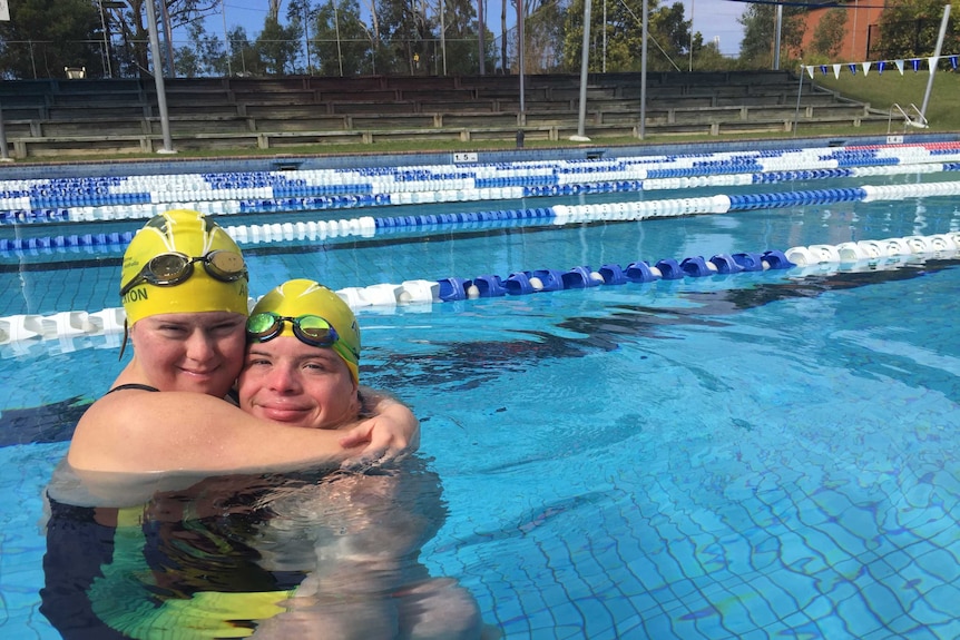 Taylor and Michael swimming