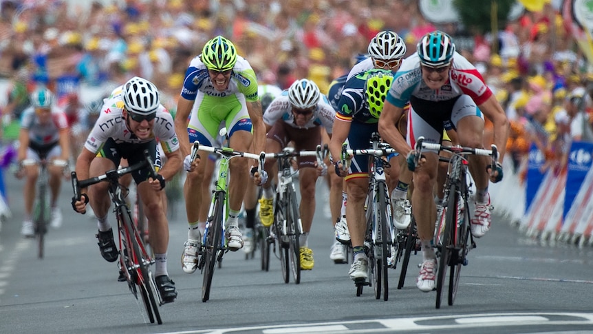 Germany's Andre Greipel beats  Mark Cavendish to victory in the tenth stage of the Tour de France.