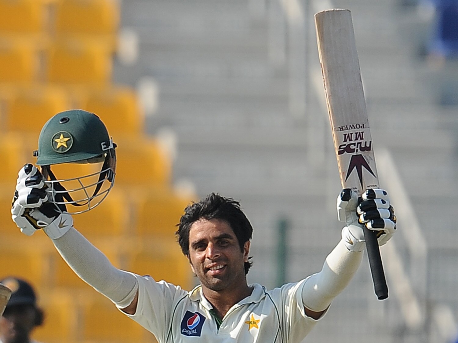 Umar puts Pakistan in strong position - ABC News
