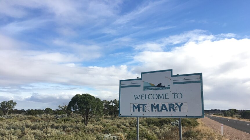 The sign into Mount Mary