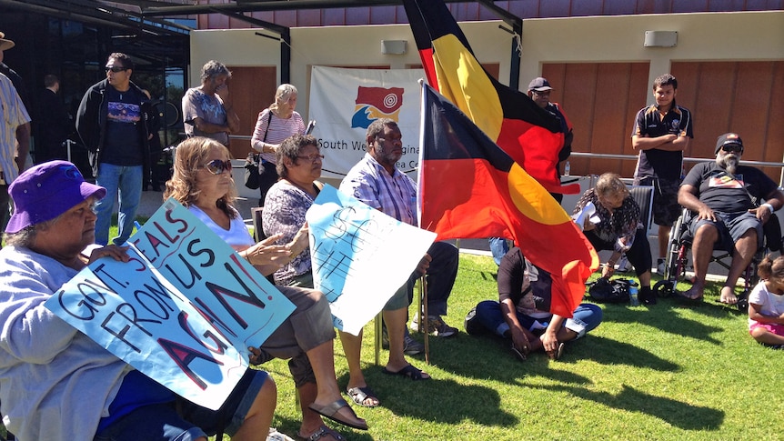 Aboriginal protesters make their point known