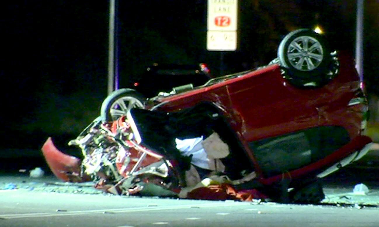 Three dead in Christmas Eve 'tragedy' in fiery headon crash west of