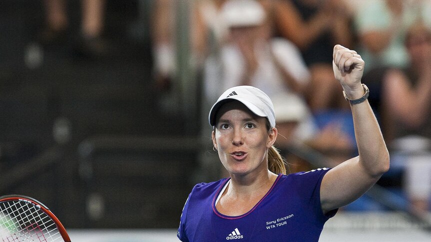 Henin kept Belgium's hopes of qualifying for the Hopman Cup final alive as winners of Group A.