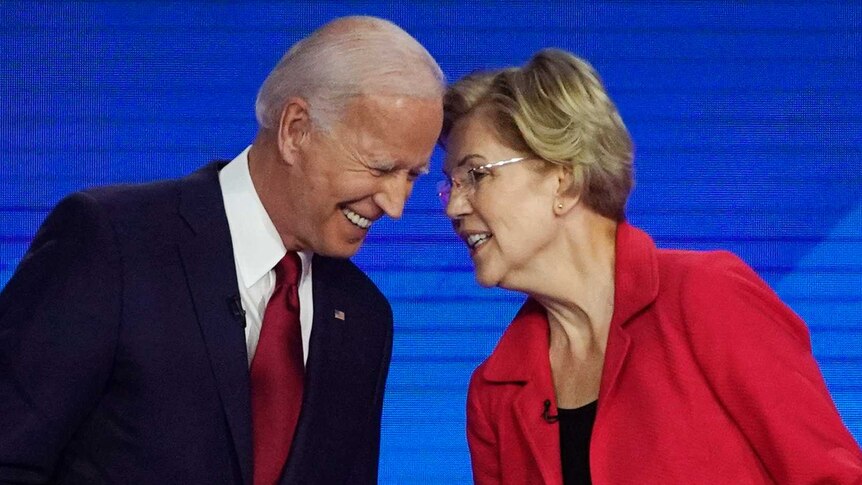 Democratic presidential candidates former Vice President Joe Biden, left and Sen. Elizabeth Warren