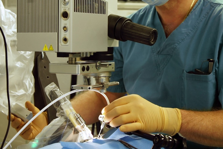 Preceyes surgical robot performing an operation