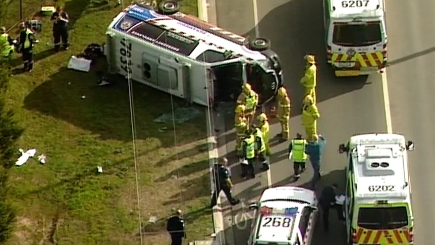 Ambulance crash at Wallan