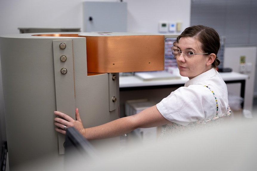 A young student in a lab