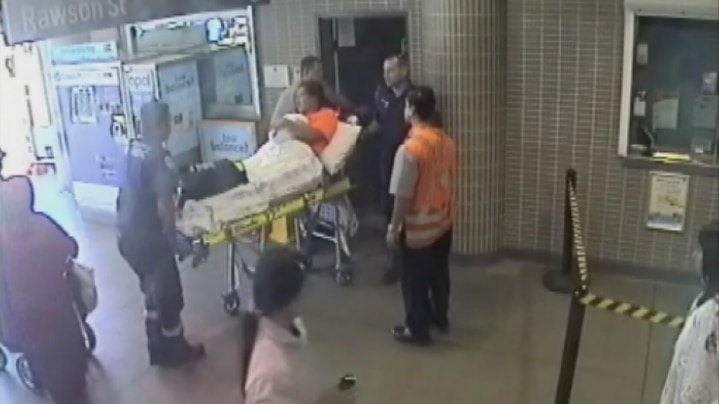 Woman gives birth at train station on CCTV