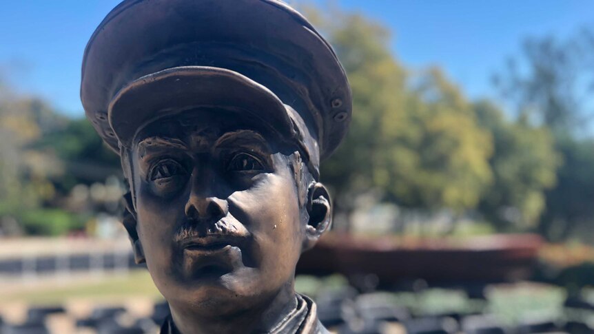 A statue of Duncan Chapman, the first Allied soldier to step ashore at Gallipoli, in Maryborough, Queensland.