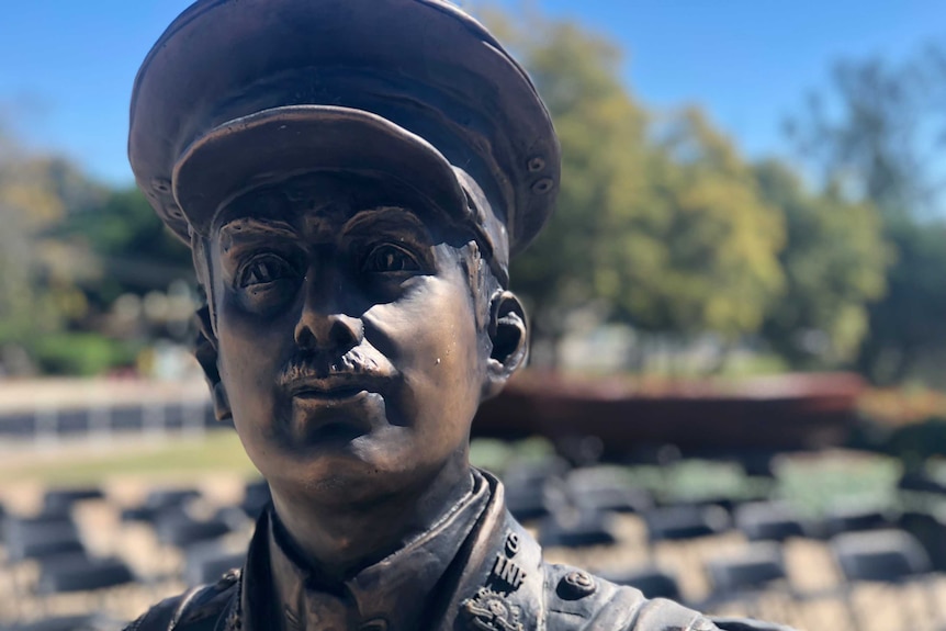 A statue of Duncan Chapman, the first Allied soldier to step ashore at Gallipoli, in Maryborough, Queensland.