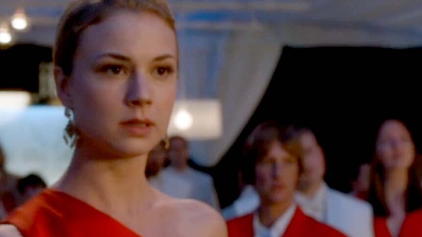 The premiere episode of Revenge had 2.067 million viewers.